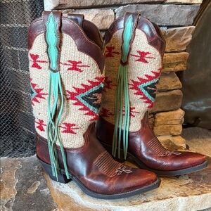 Laredo Brown multicolored and Tan Heeled Western Boots